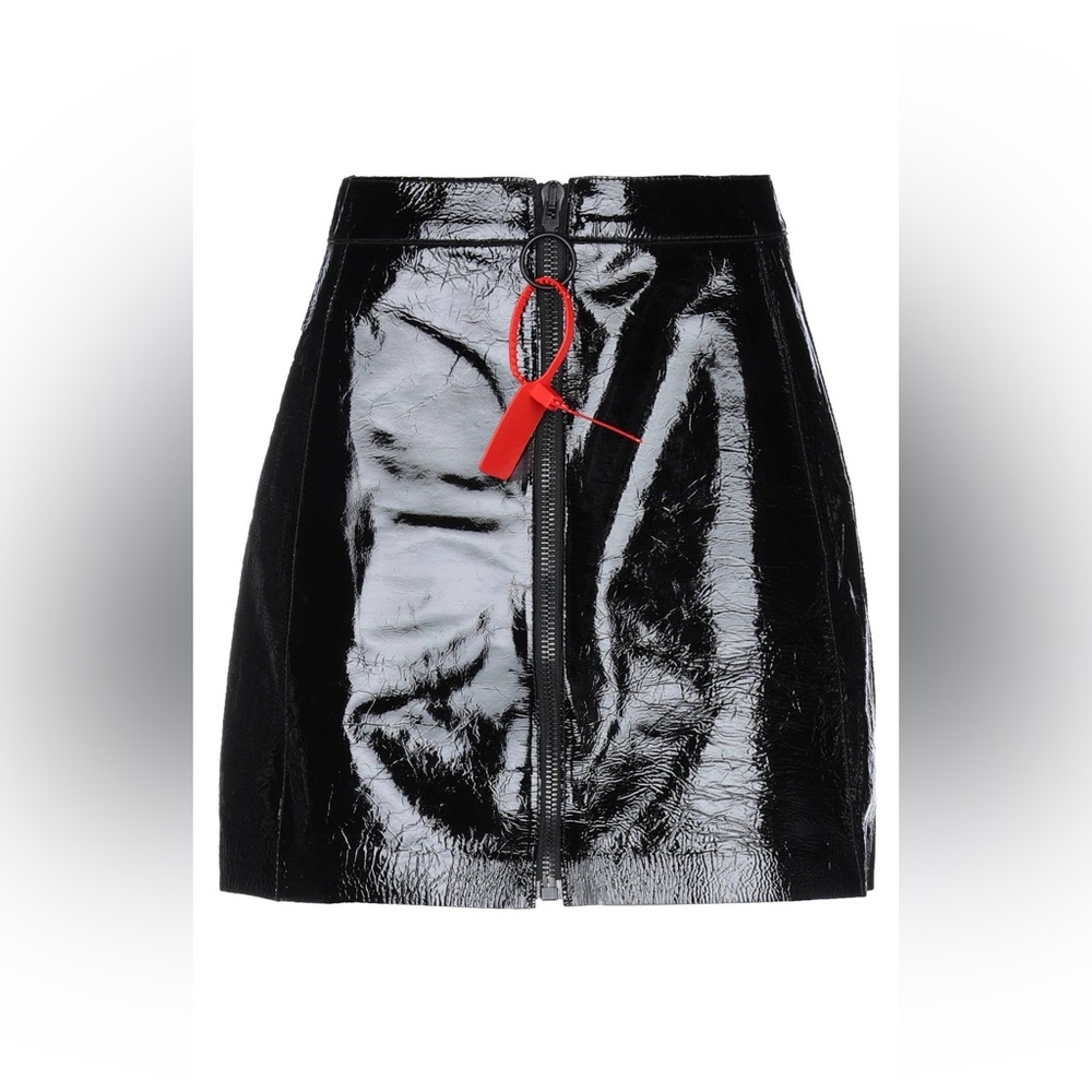 Stylish Black Skirt with Red Accent